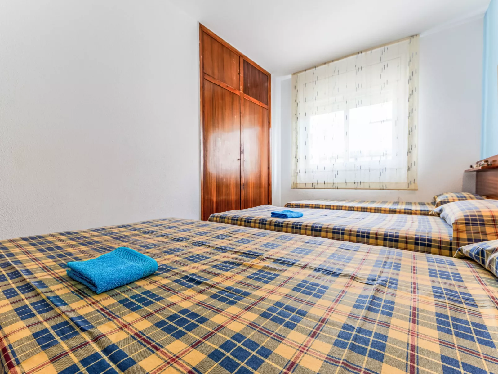 Tomas de Victoria - Binnen