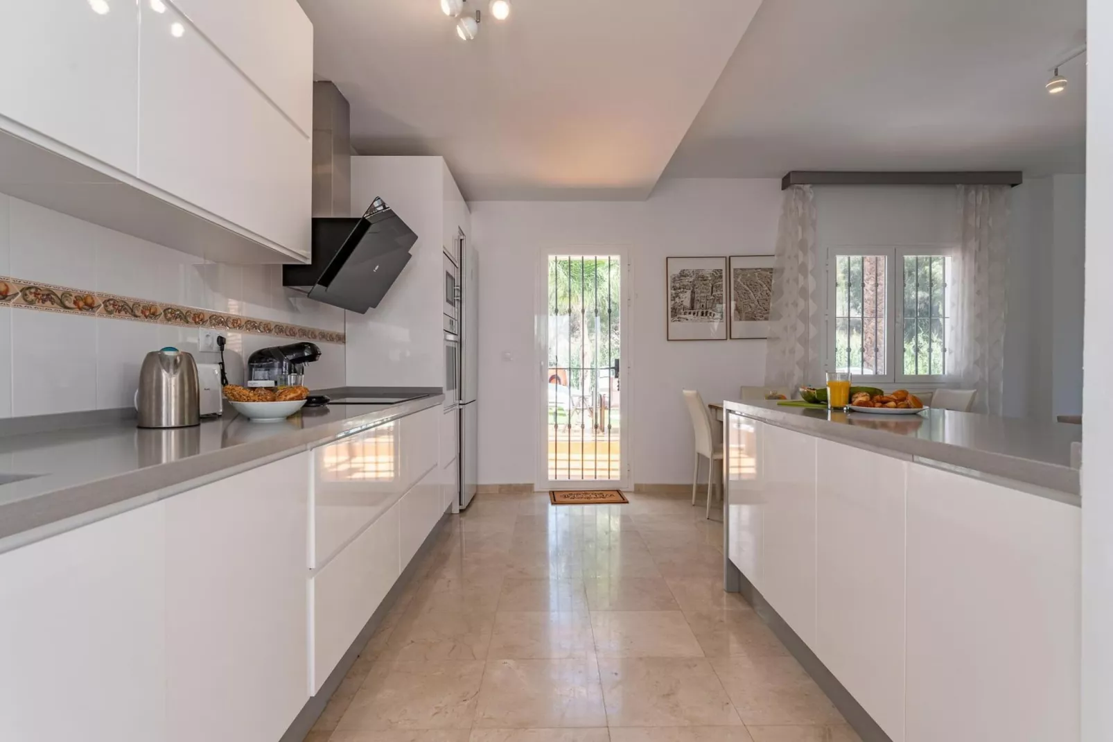 CT 196 - Faro's Villa Horizonte - Benalmadena - Beach Golf & Pool - Keuken