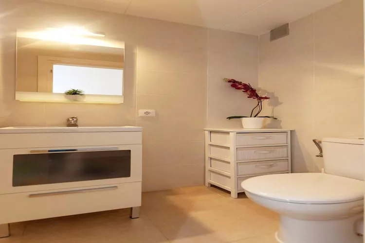 1213 SANT JOAN 200m Playa - Badkamer