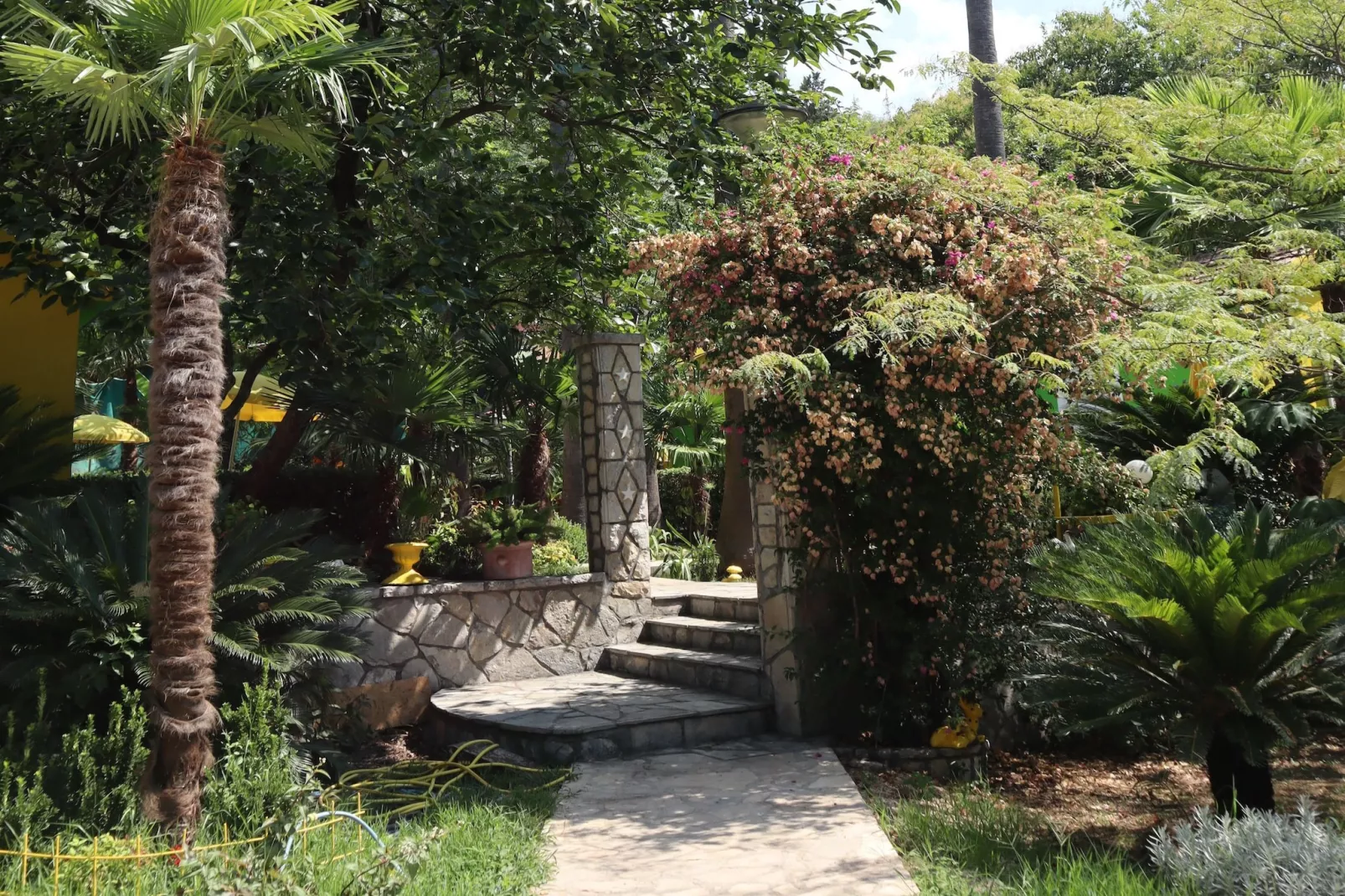 Twin Room 1 - Buitenlucht