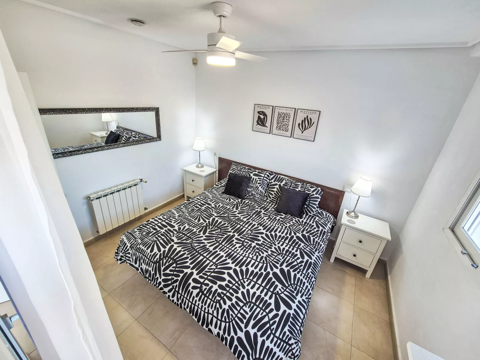 "Casa La Torre" mit Wallbox - Binnen