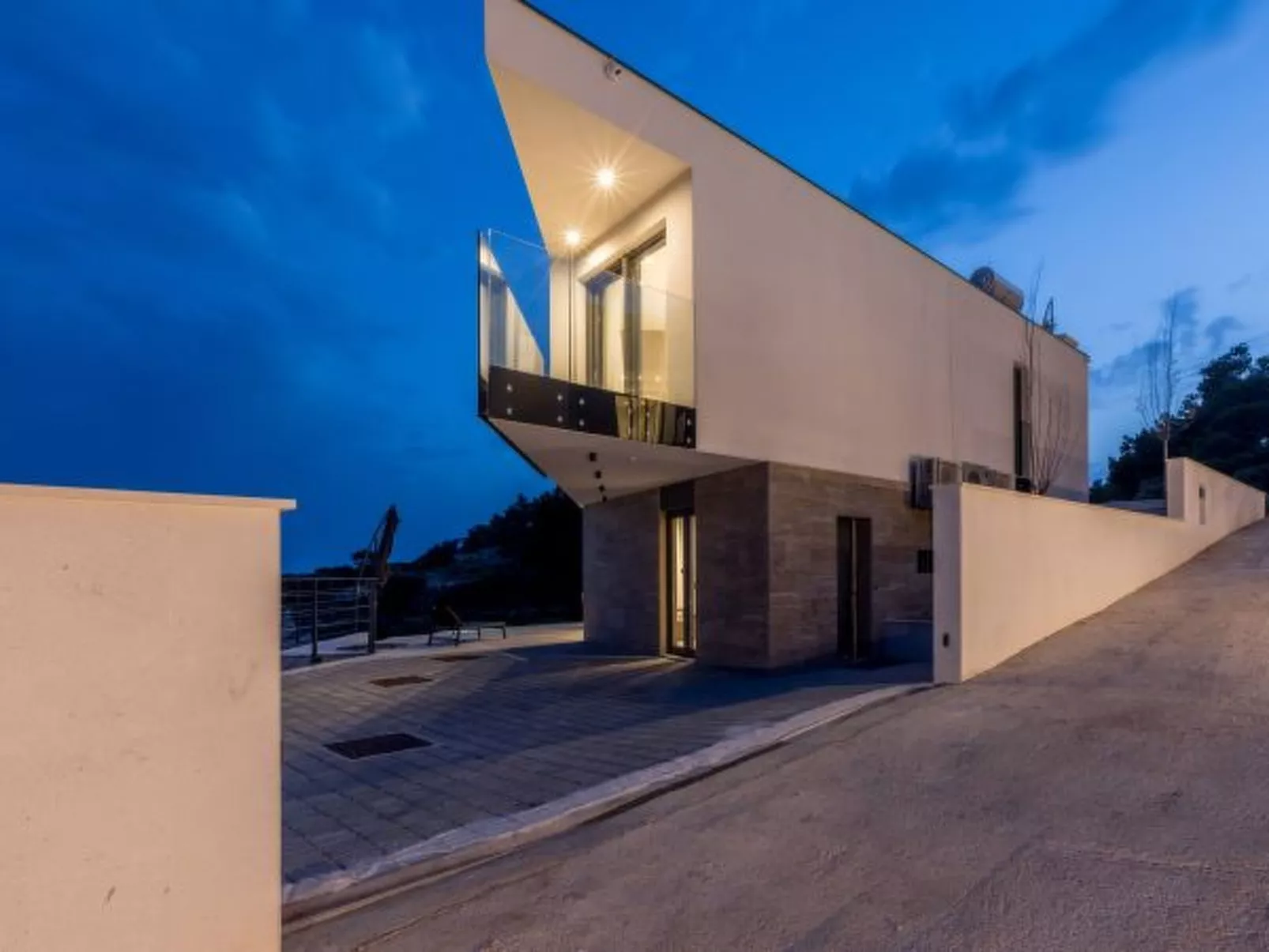 Beachfront villa Mare with seaview and pool - Buiten