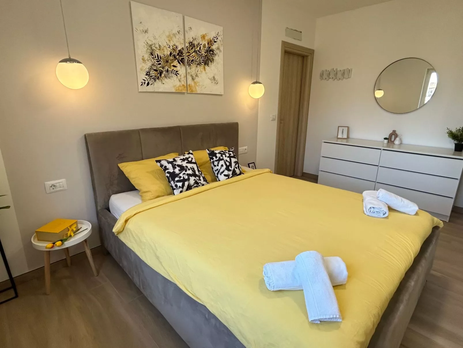 Diva mit privatem Pool - Binnen