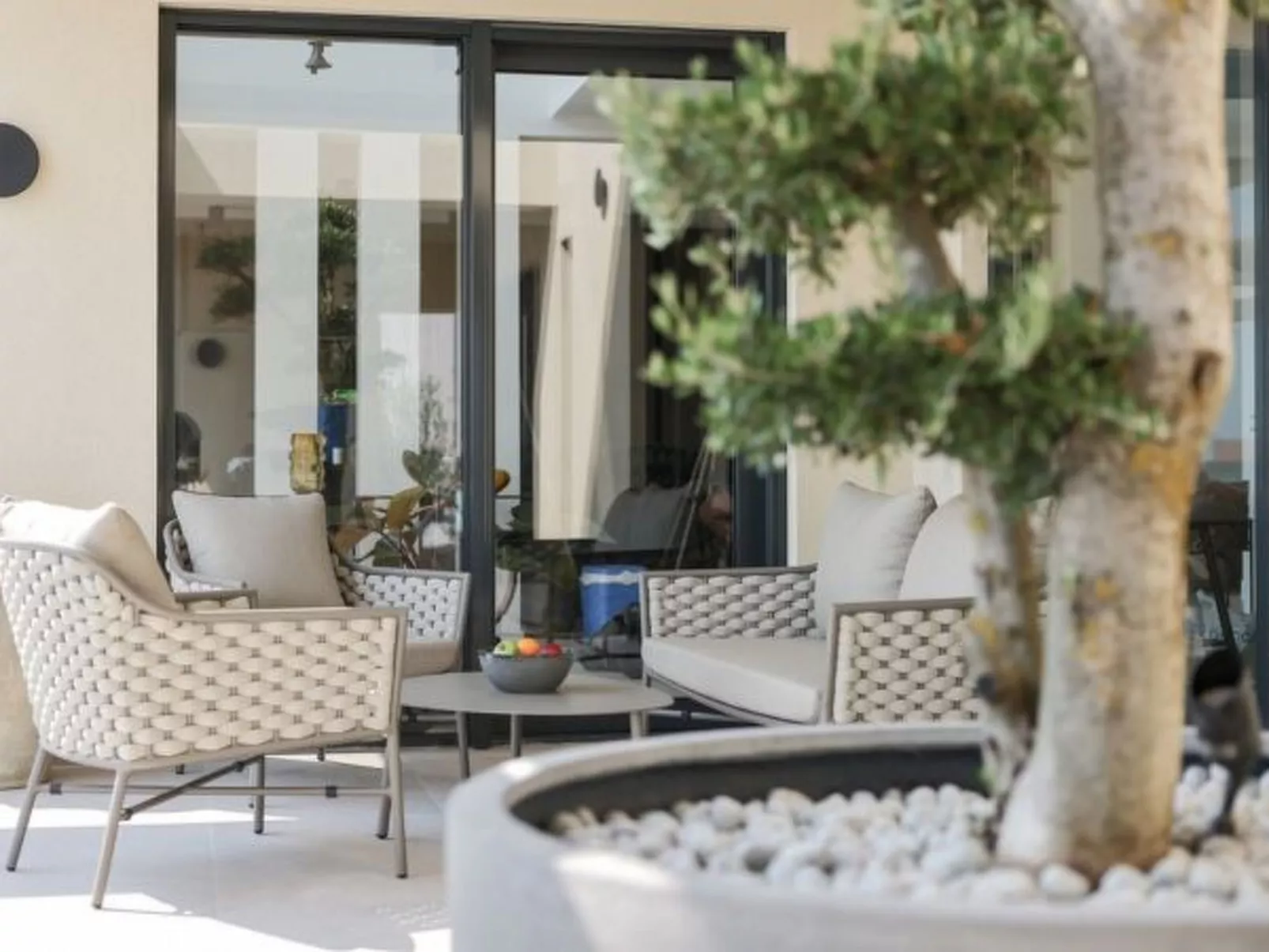 Villa Novue with pool - Image-tags.info