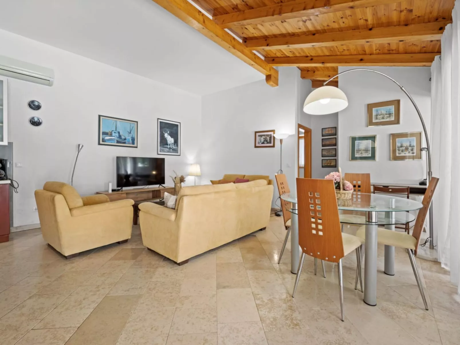 Villa Diana - Binnen