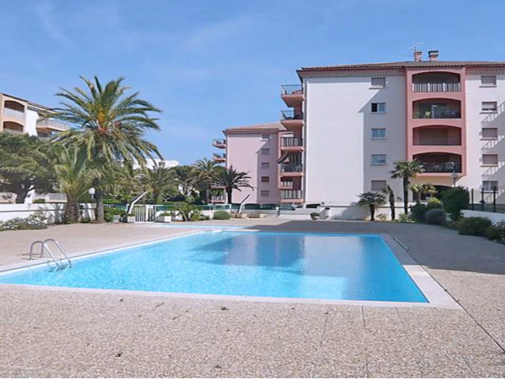 Appt T3 - Clim - Pool Residenz - Sainte Maxime - Buiten