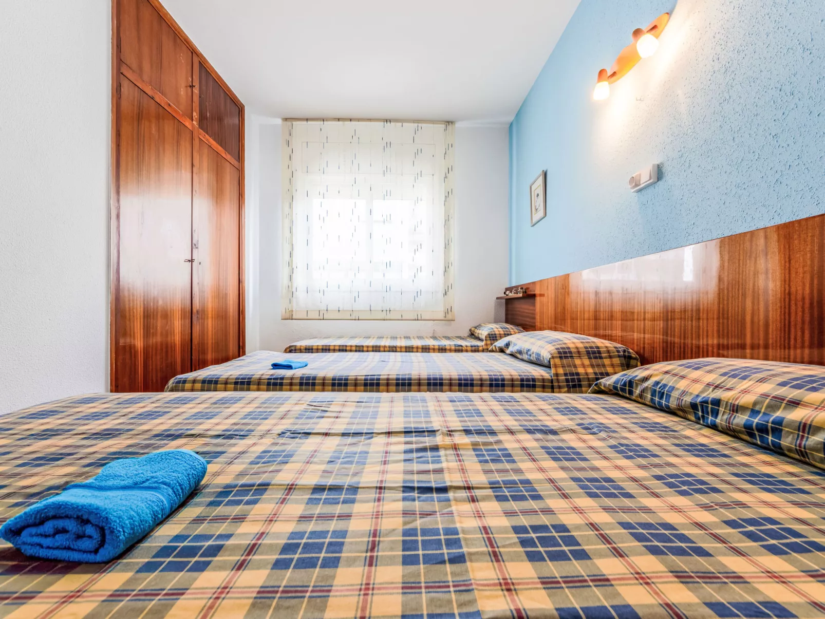 Tomas de Victoria - Binnen