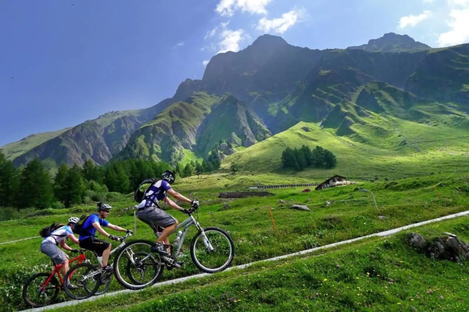 Les Portes de Megève 1 - Gebieden zomer 20km