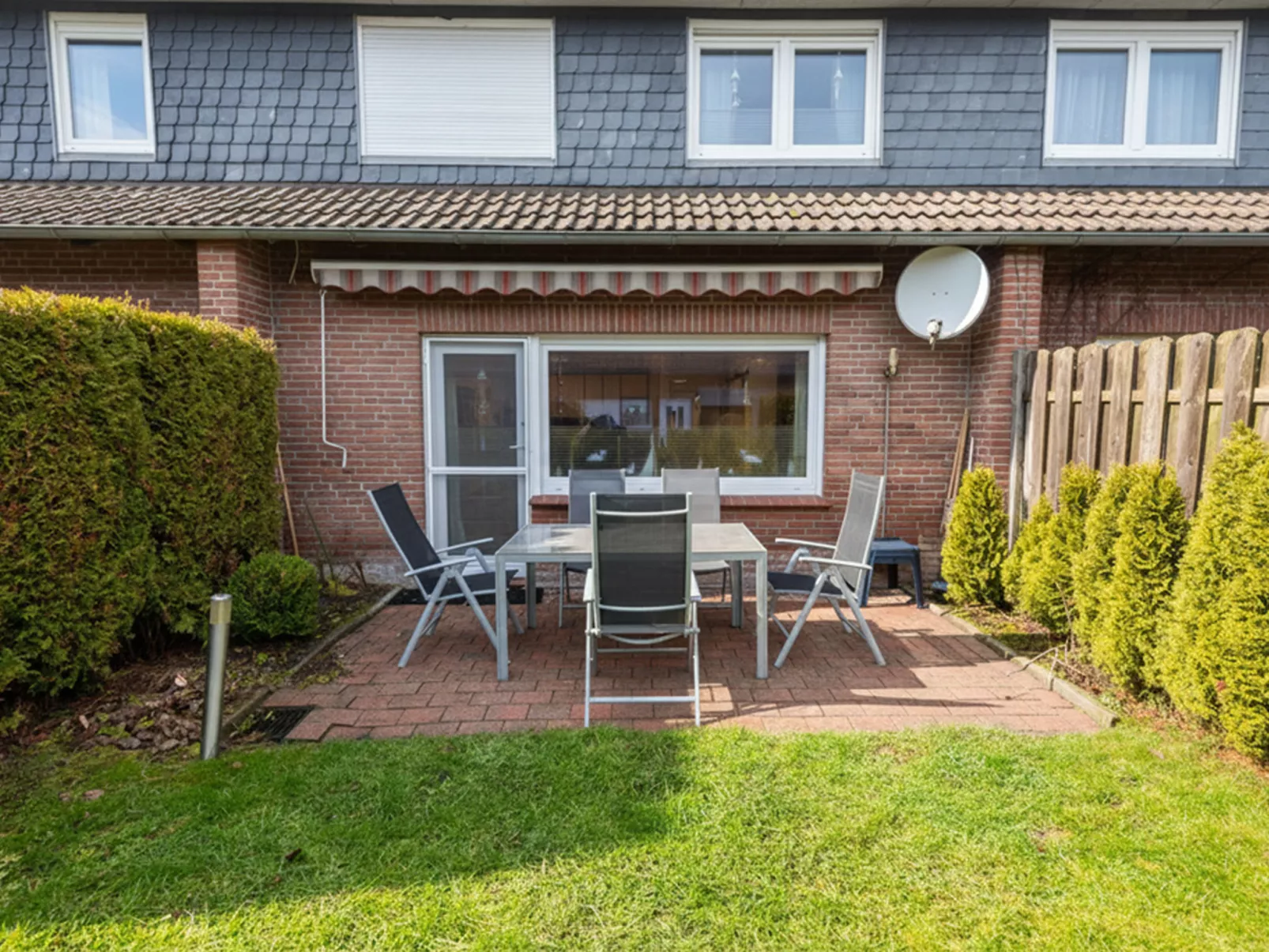 Schlüchtermann - Buiten