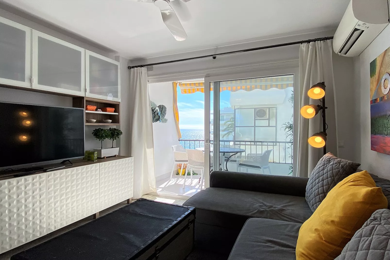Acapulco Playa 302 by Casasol - Woonkamer