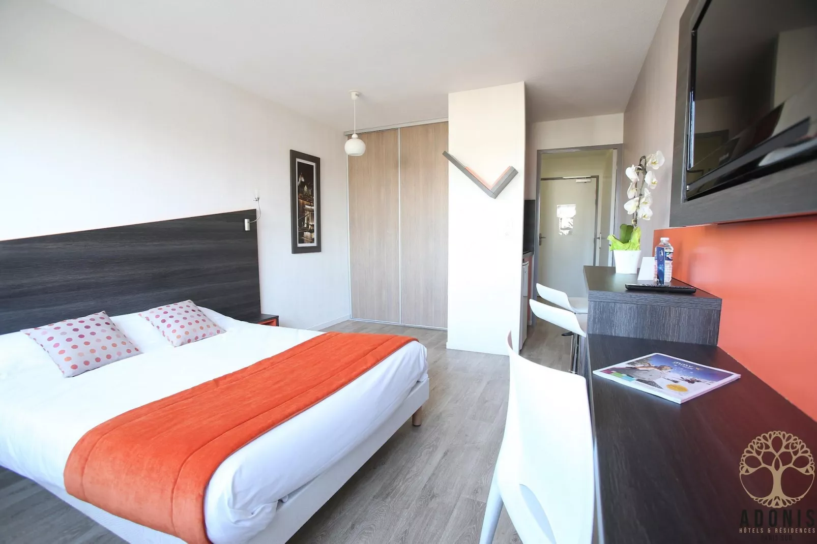 Adonis Paris Sud Studio Twin - Slaapkamer