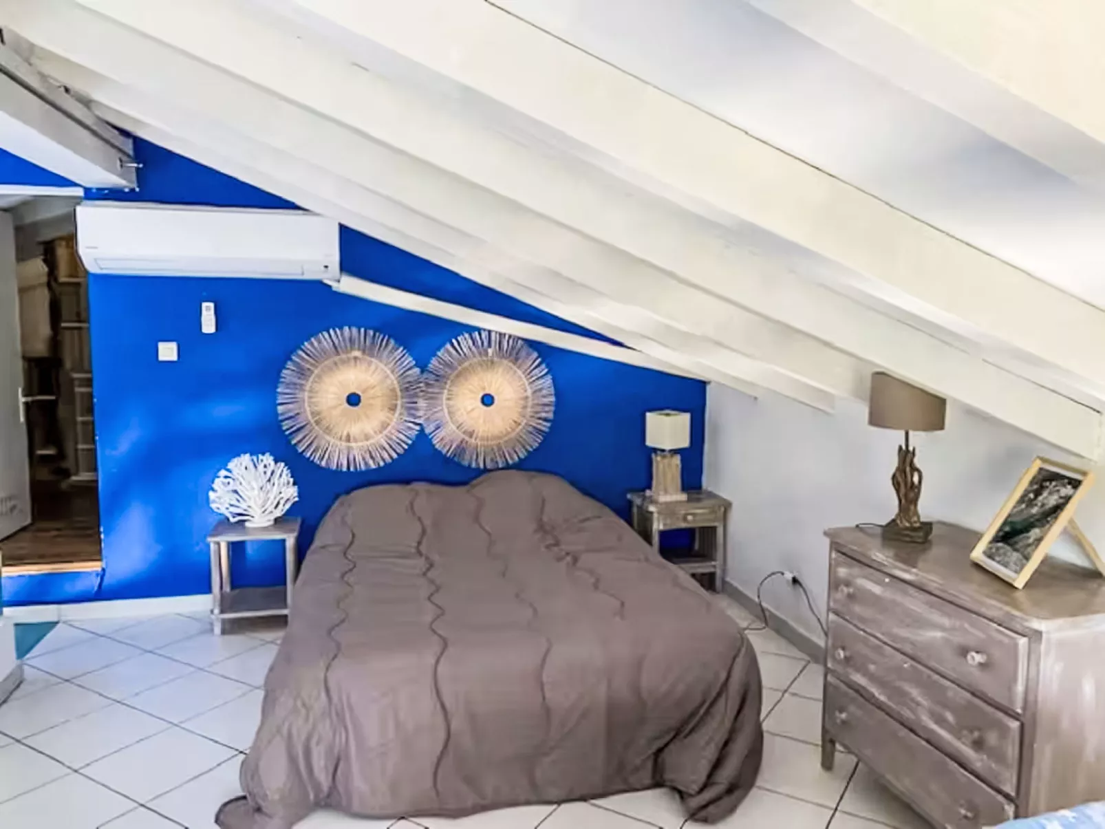 Haut Casa Blue - Binnen