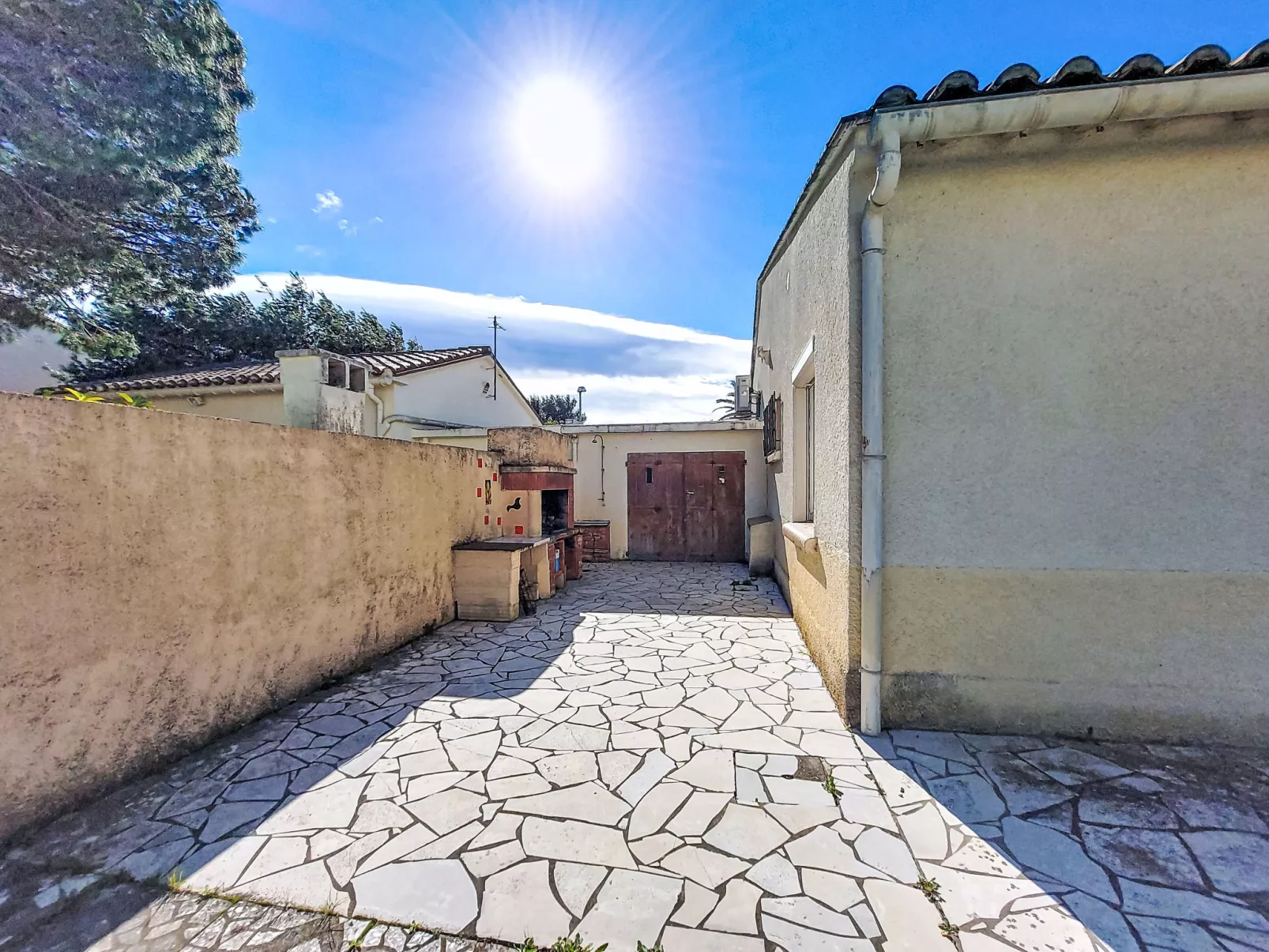 Maison Millet - Buiten