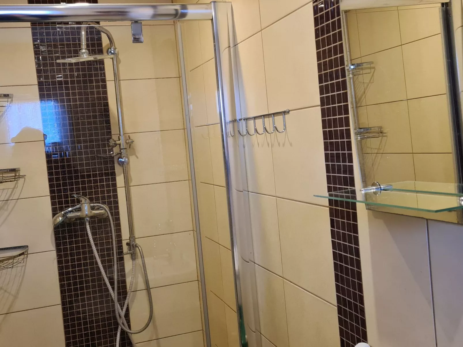 Mit Wasserblick - Binnen