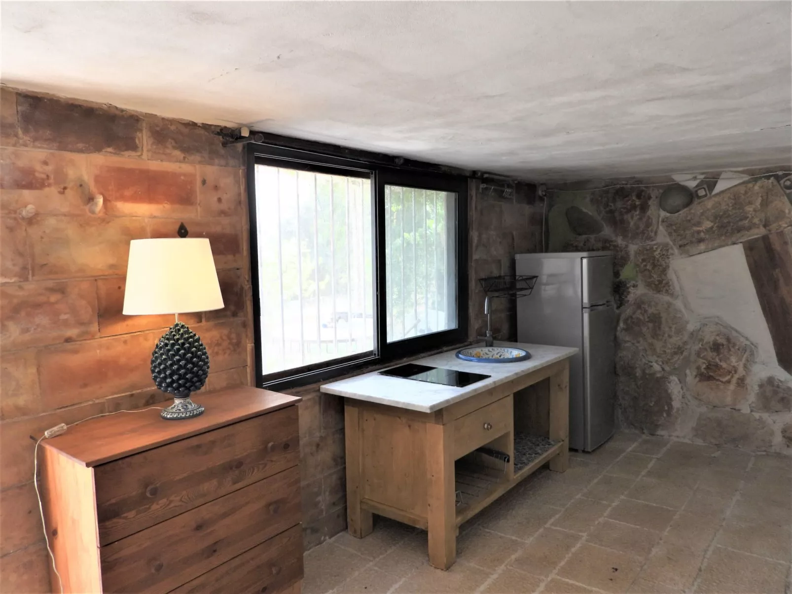 Giniusa' Studio mit Whirlpool-Badewanne - Binnen