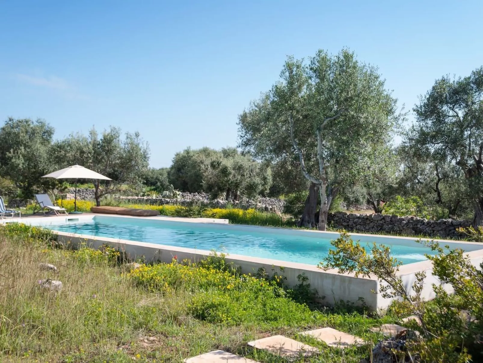Architektenvilla mit Meerblick im Süden Apuliens - Buiten