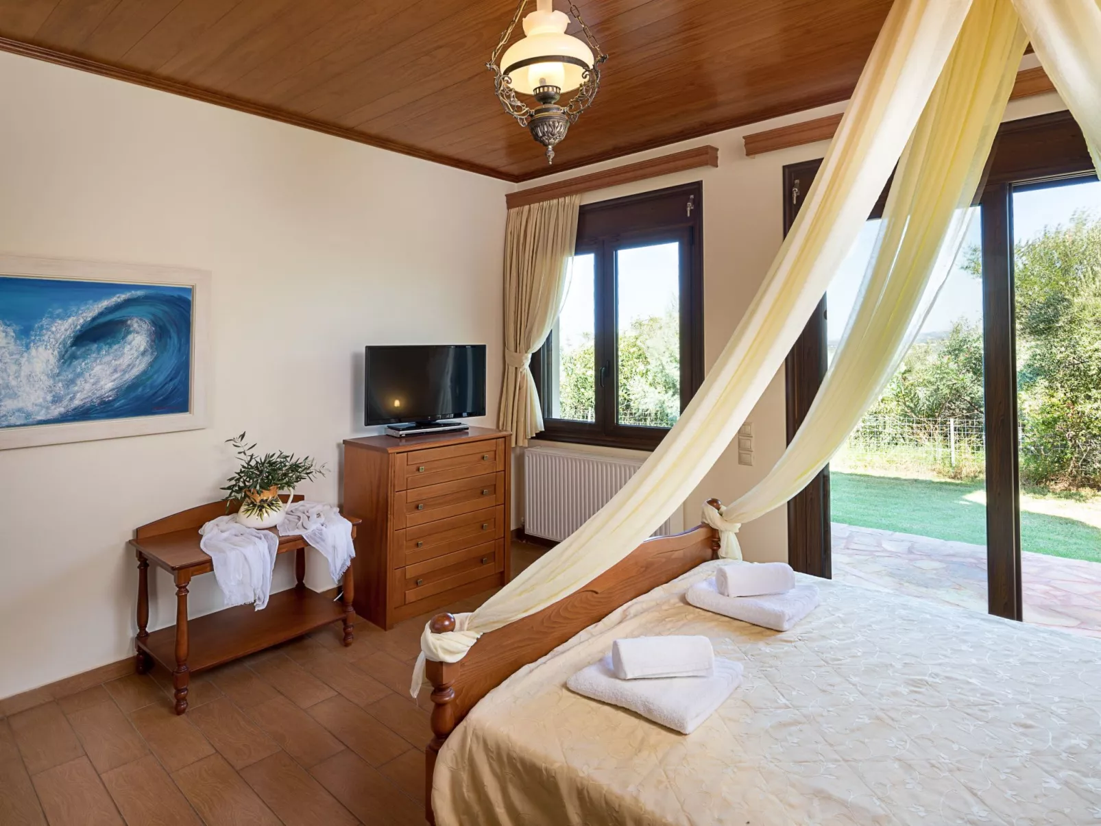 Familienvilla mit privatem Pool und Kinderbereich - Binnen