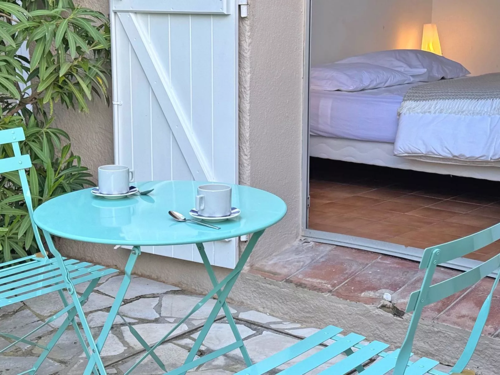 Appt T2 - 4 pers - Clim - Wifi - Piscine et tennis - Binnen