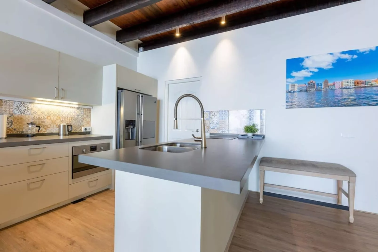 Plaza JoJo C - Keuken