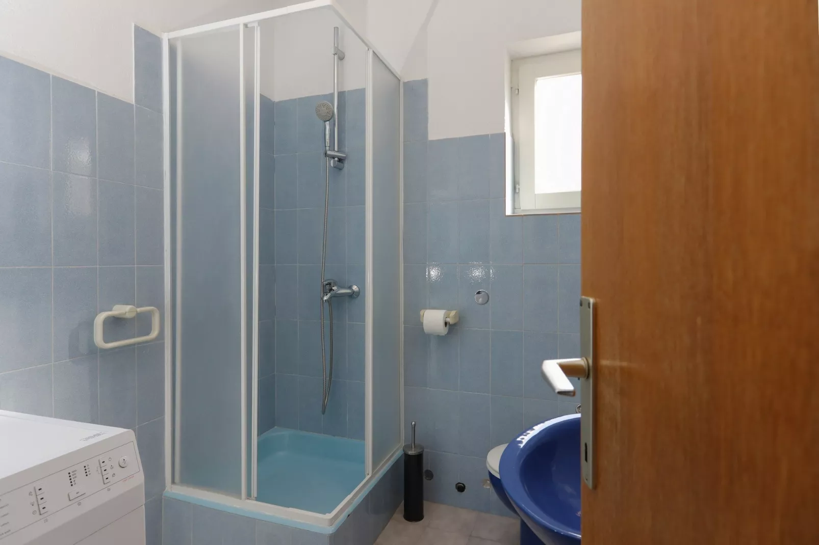 Apartment Perina - Comfort Two Bedroom Apartment with Terrace and Sea View - Badkamer