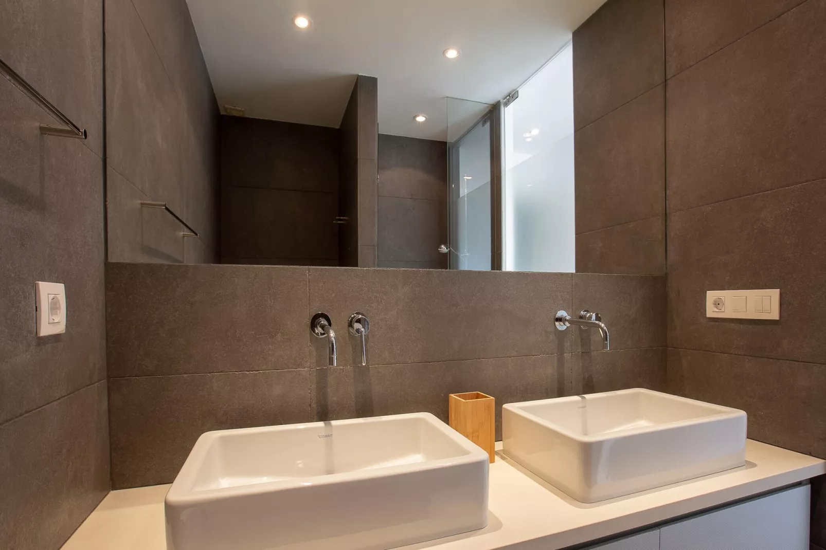 Ses Brises 01 - Badkamer