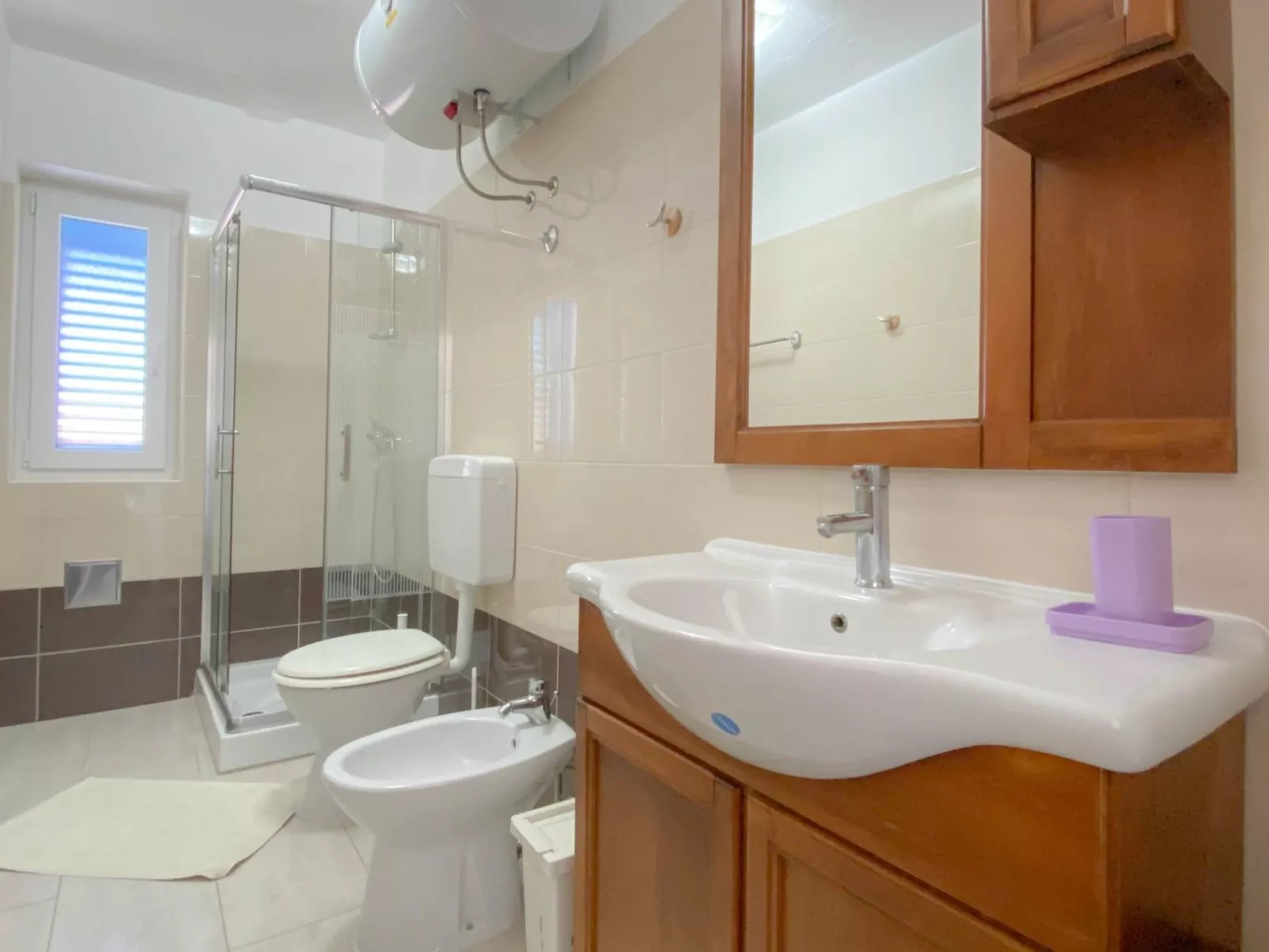 "Belvedere gore" - Binnen