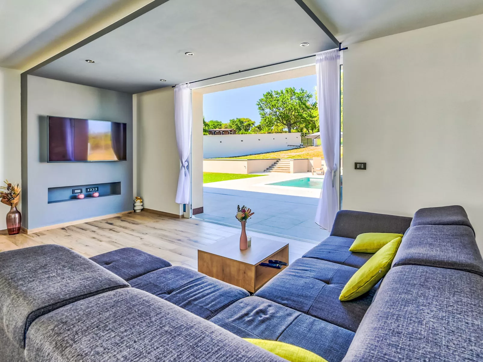 Montevernal - Binnen