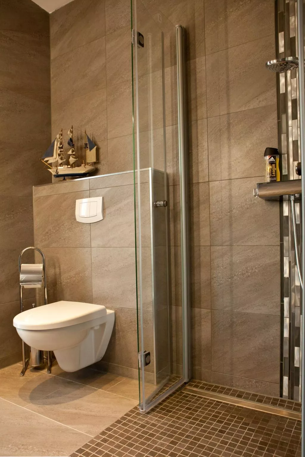 Wohnung mit Panoramaverglasung und Meerblick - Binnen