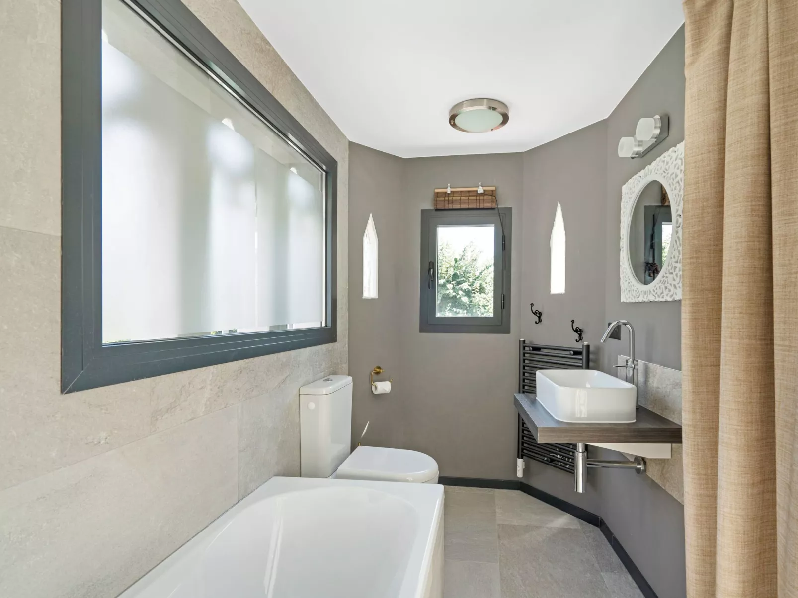 Mauresque & Pêcheurs - Binnen