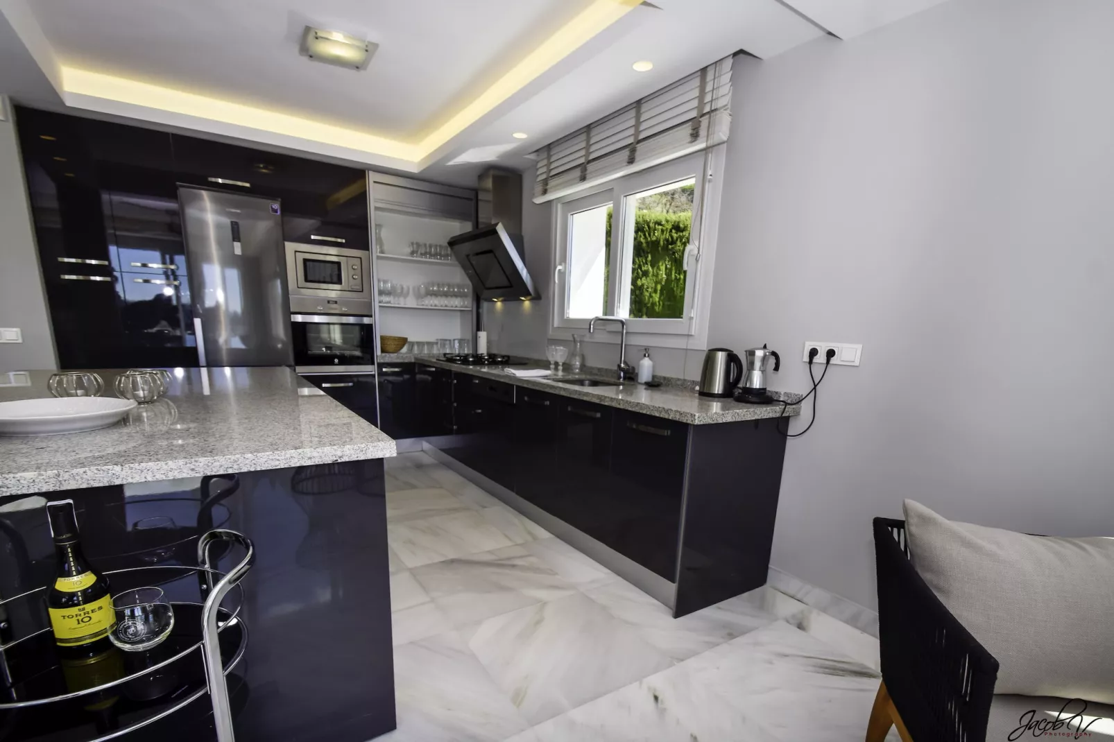 Tranquil Villa with Sea Views & Heated Pool! - Keuken