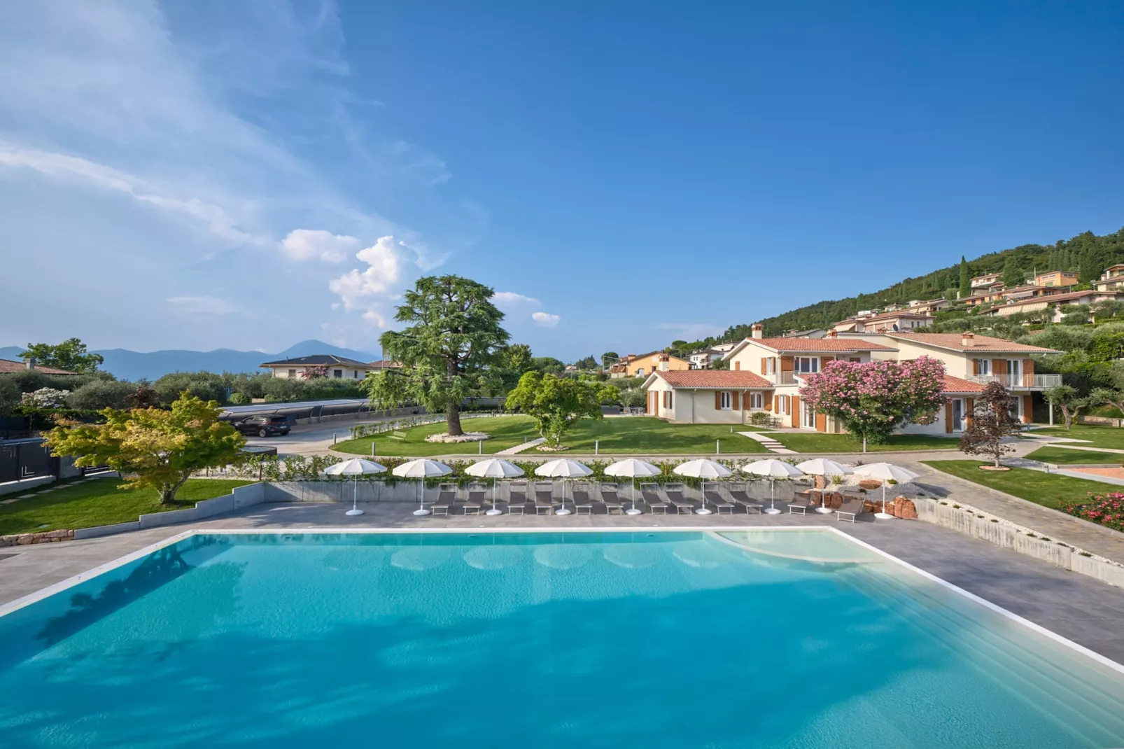 Green Park Residence - 7 Nächte - Zwembad