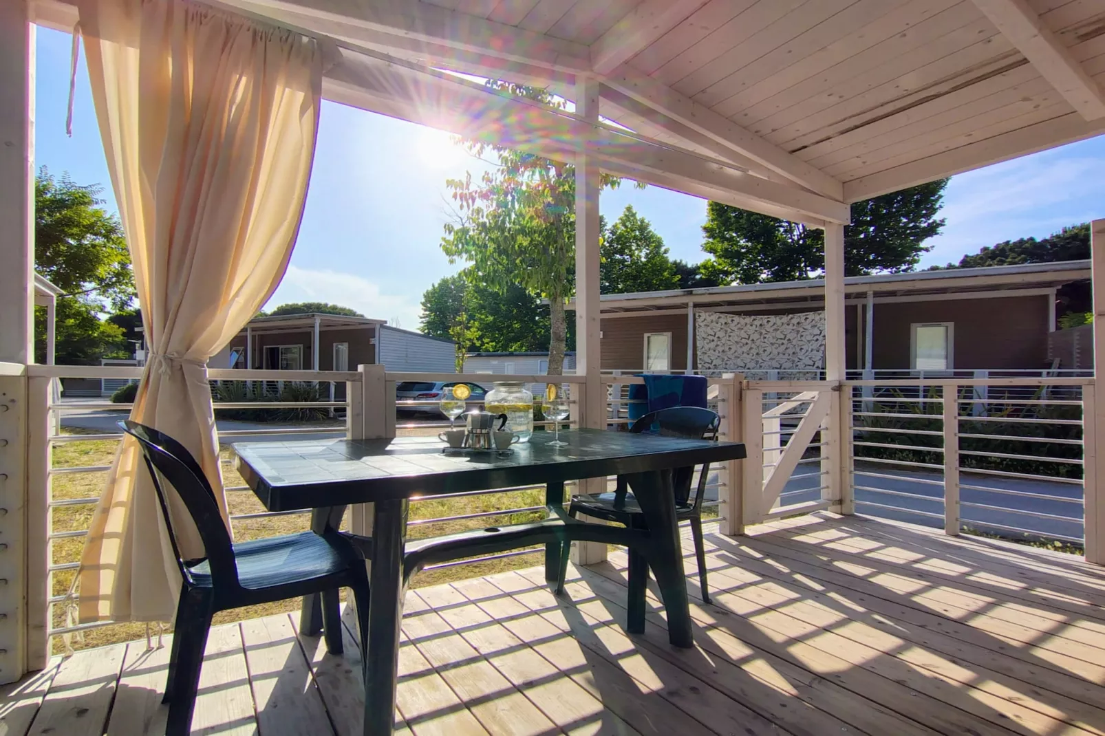 Cesenatico Camping Village - MOBILE HOME CASSIOPEA CESENATICO - Terrasbalkon