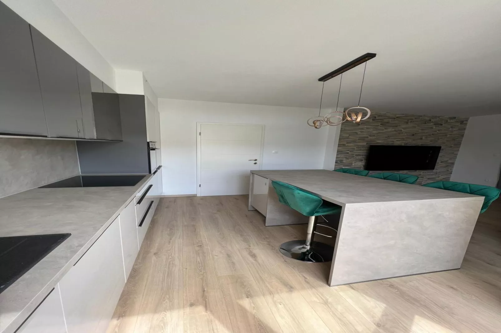 Four-Bedroom Apartment With Sea View - Badkamer