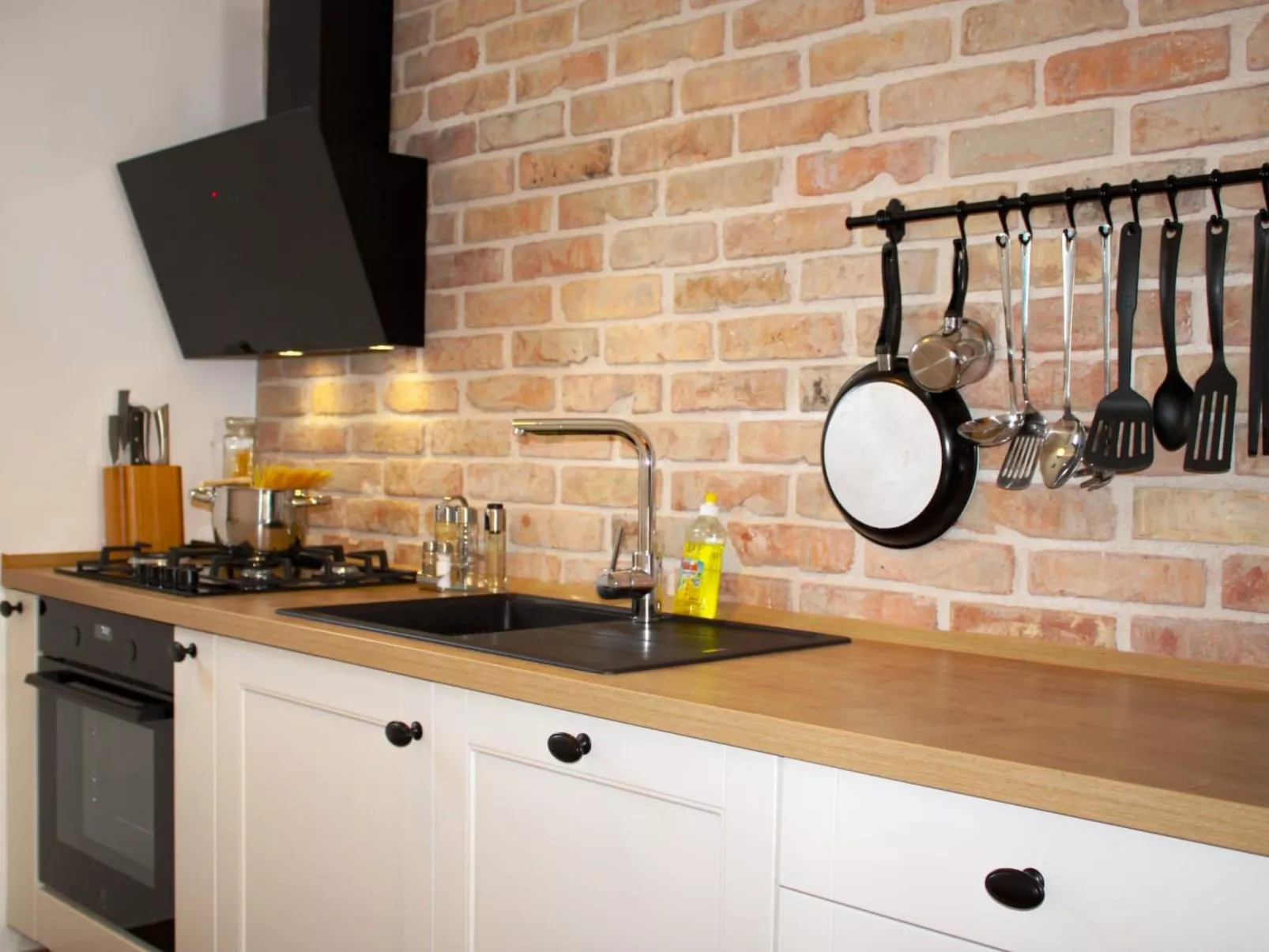 Anwesen "Steinperle mit beheiztem Schwimmbad" - Image-tags.info