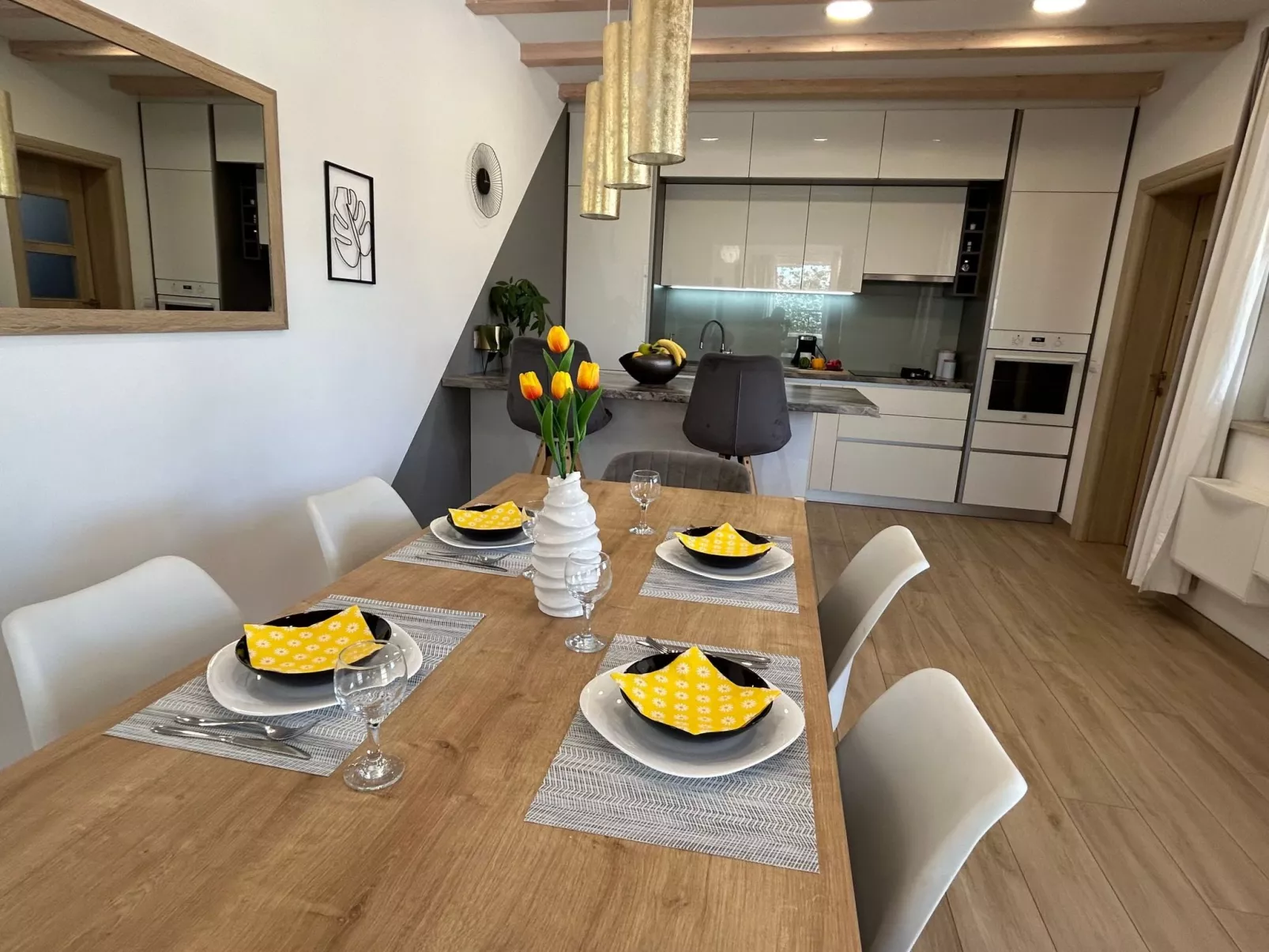 Diva mit privatem Pool - Binnen