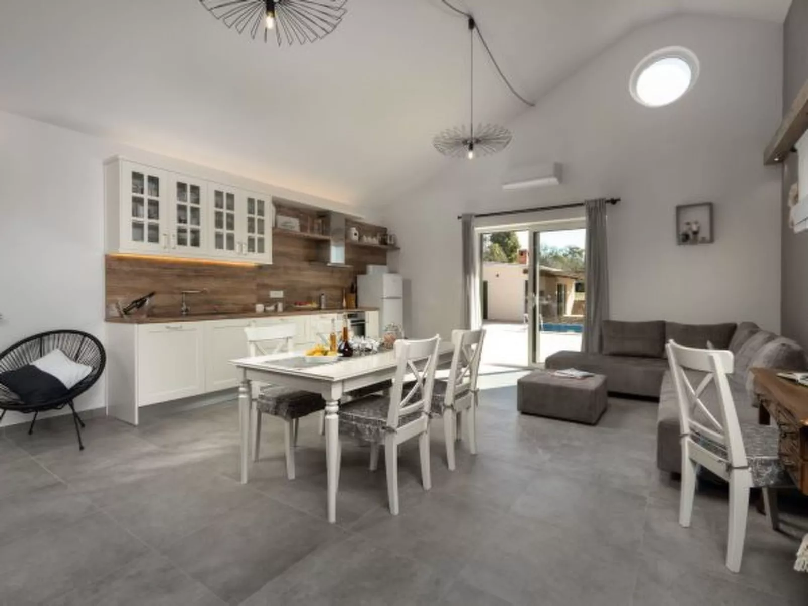 Villa Oliveto with pool - Image-tags.info