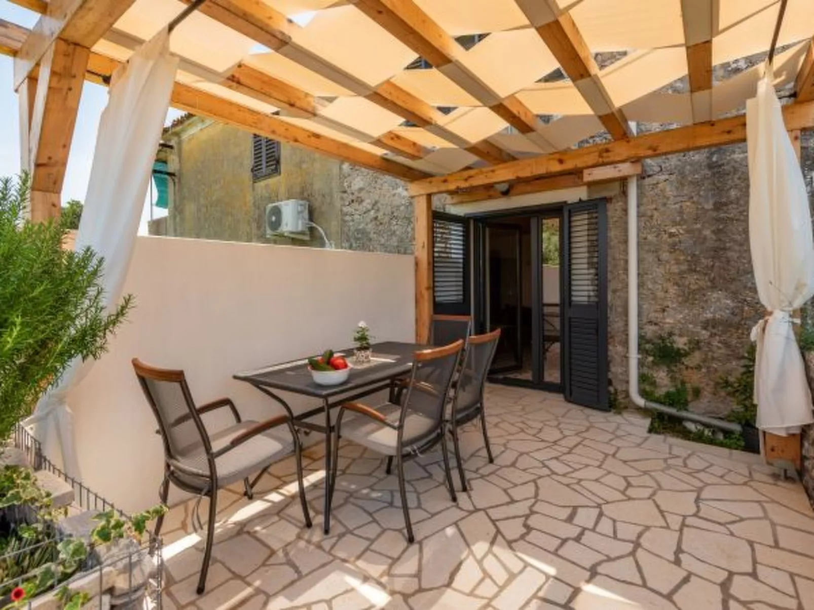 Apartment Varos 2+1 with shared pool - Image-tags.info