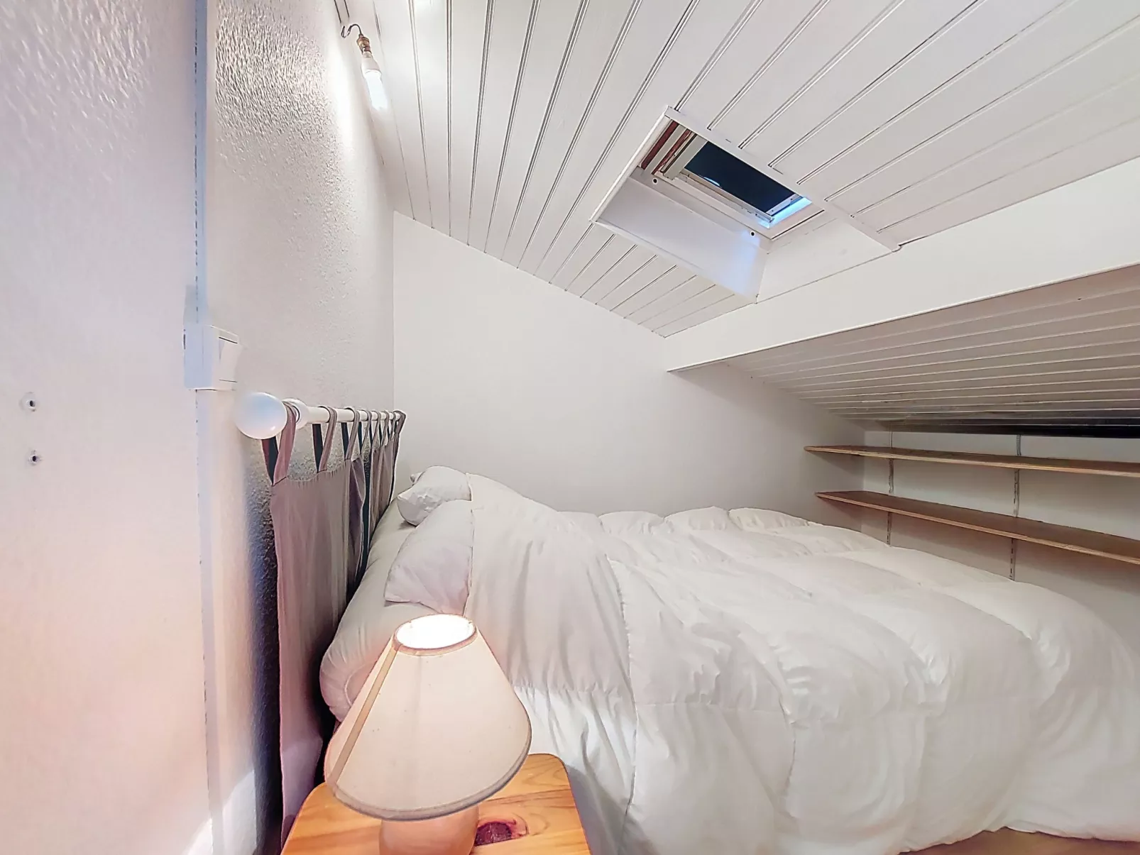 Les Palmyriennes - Binnen