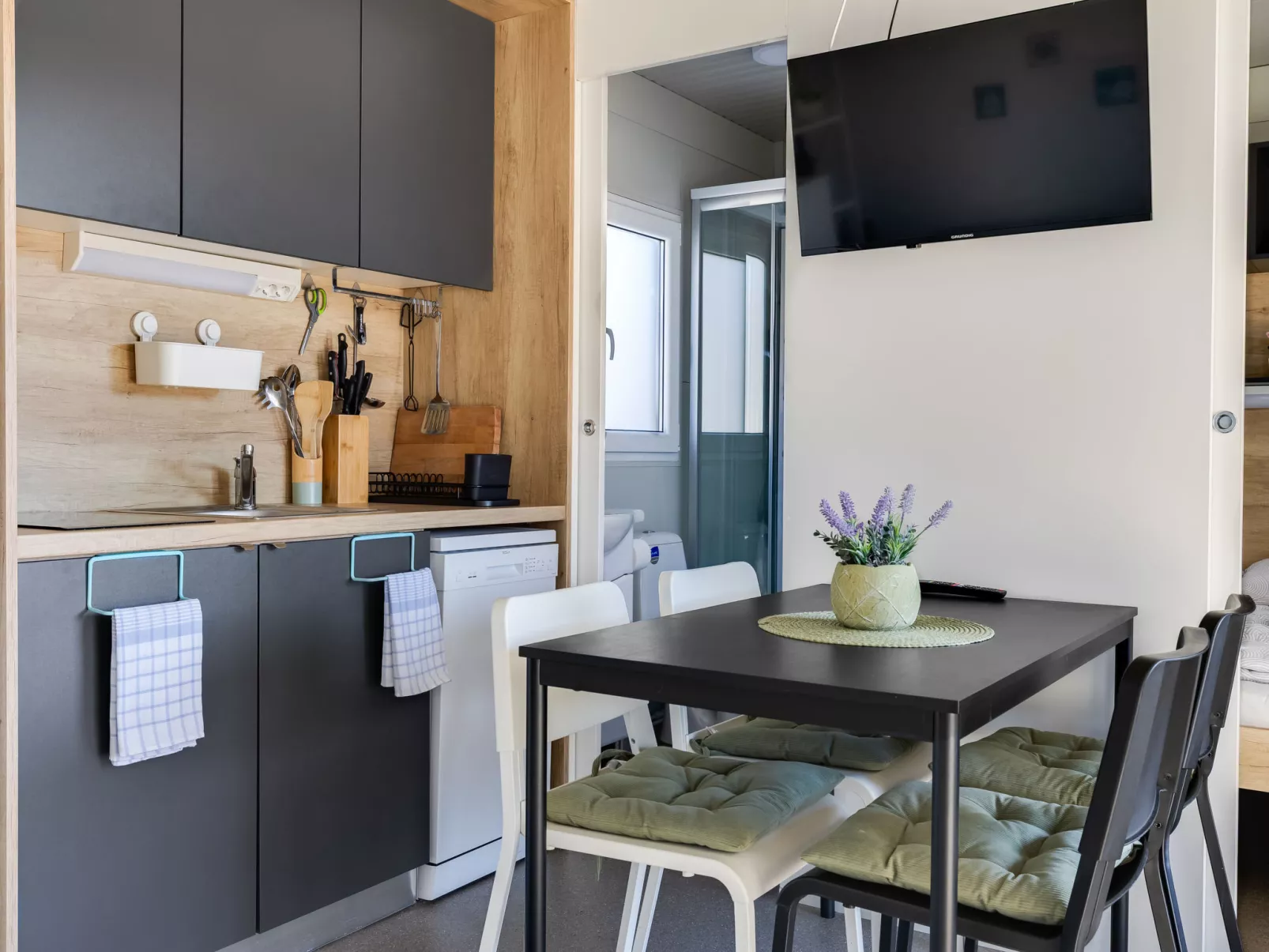 Maslina Delux - Binnen