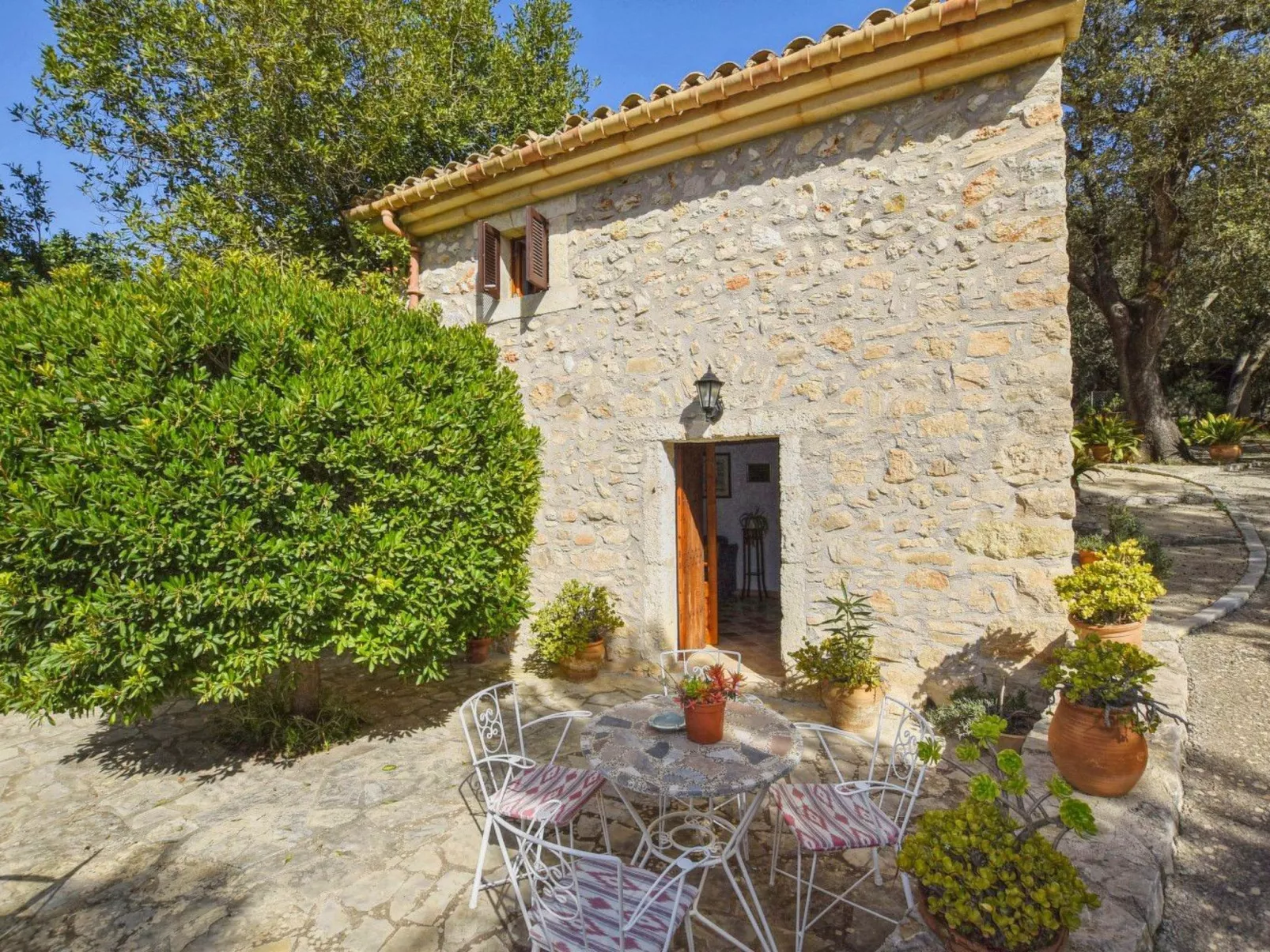 Rustikale Villa in der schönen mallorquinischen - Buiten