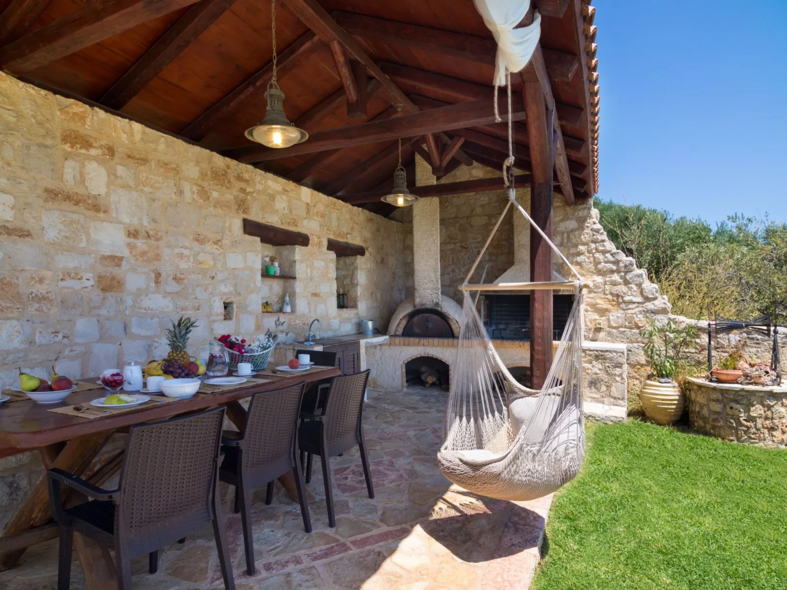 Familienvilla mit privatem Pool und Kinderbereich - Image-tags.info