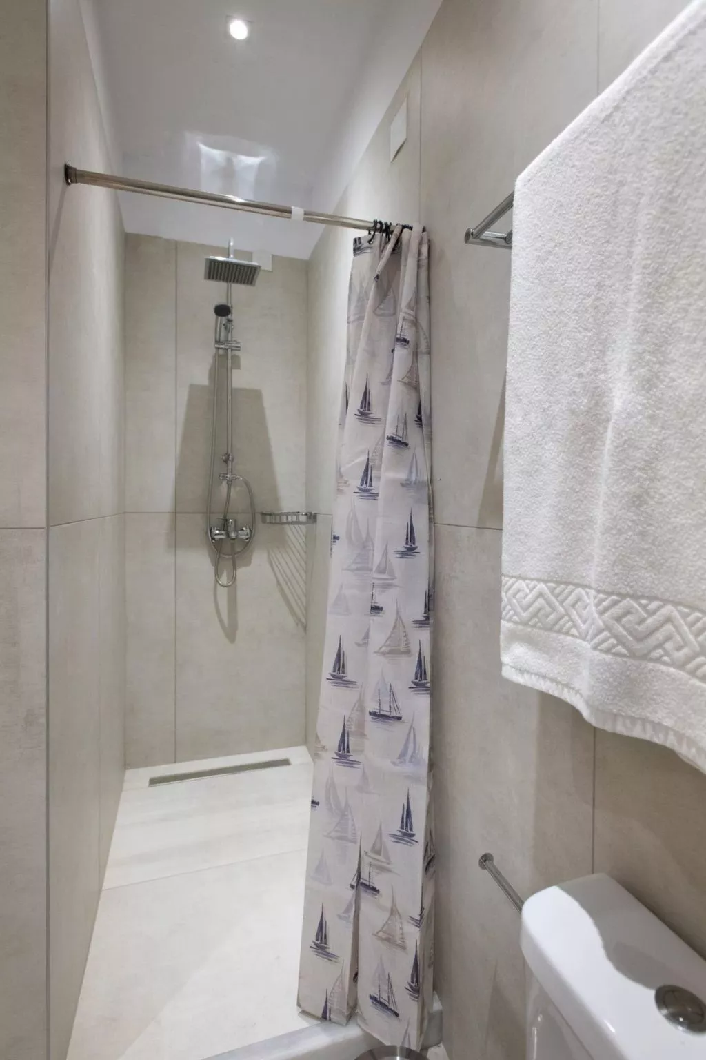 Zwei-Zimmer-Wohnung mit atemberaubender Aussicht - Binnen