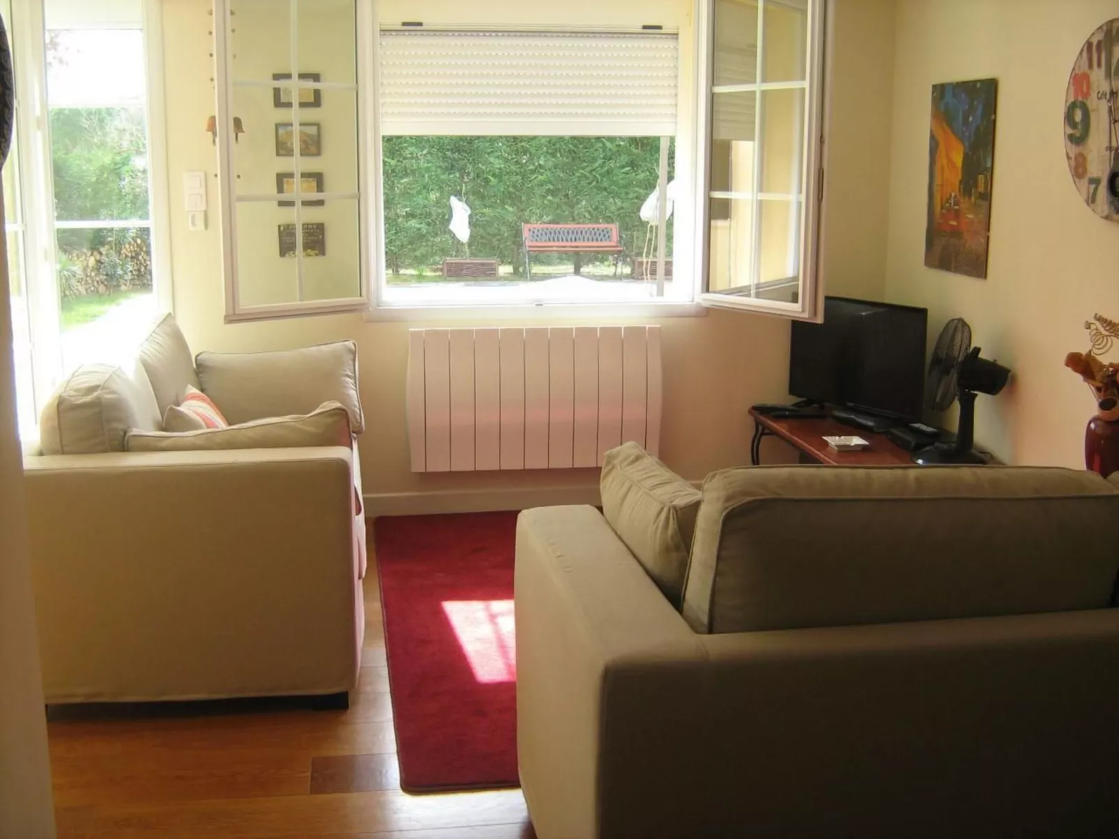 La Soleillade apt mit exklusiver Nutzung des großen Pools - Binnen