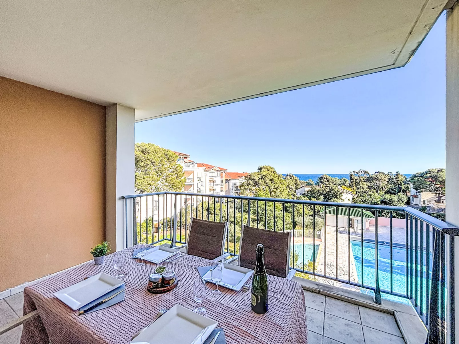 Le Grand Parc - Buiten