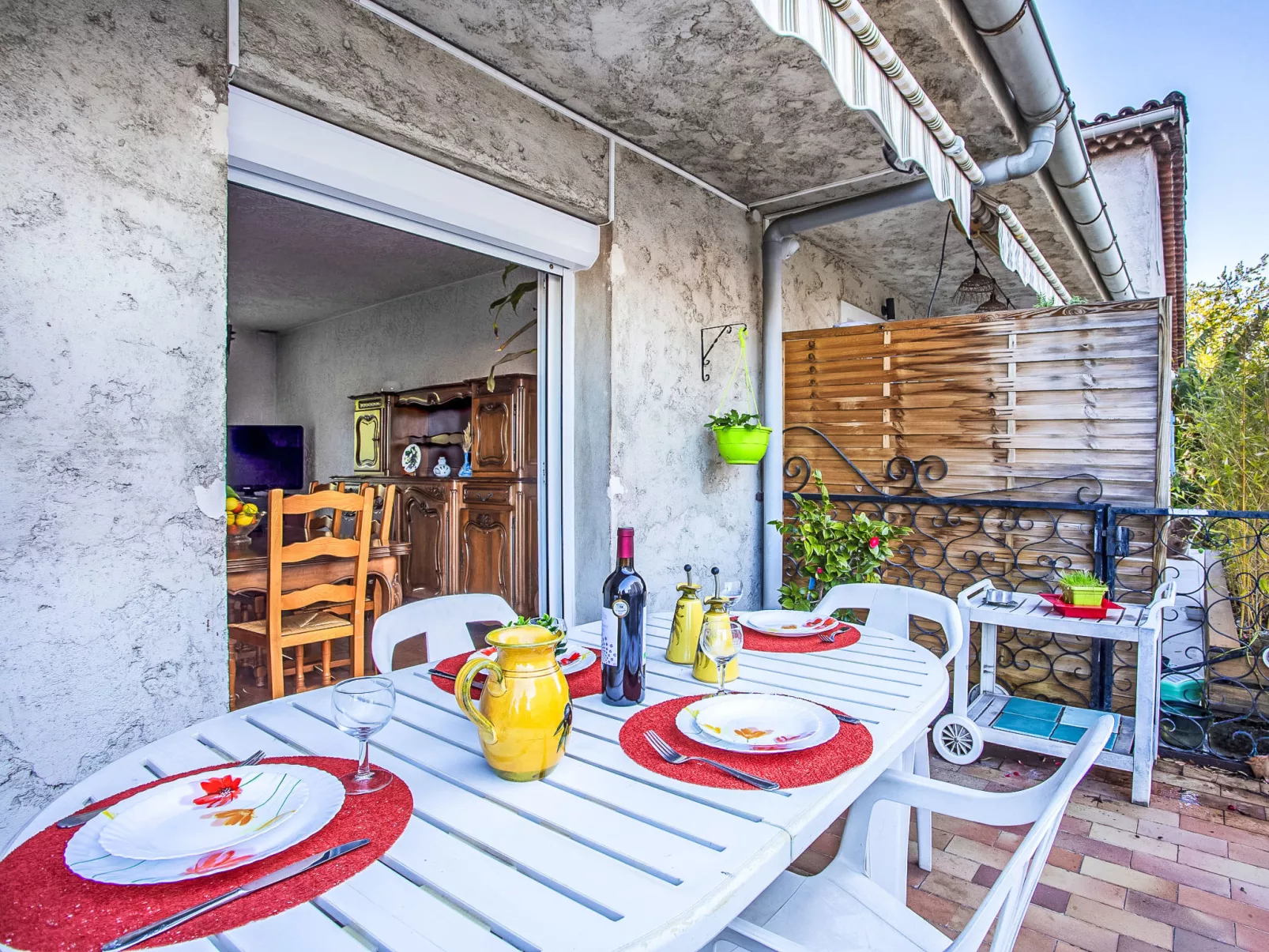 Maison Valensole - Buiten