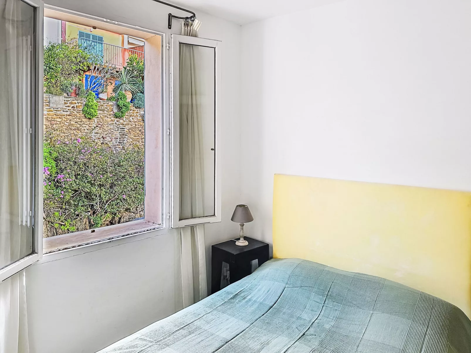 Les Amandiers - Binnen