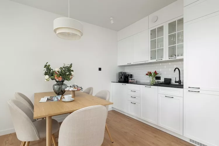 Apartament PINEA Grunwaldzka 82A-610 - Eetkamer