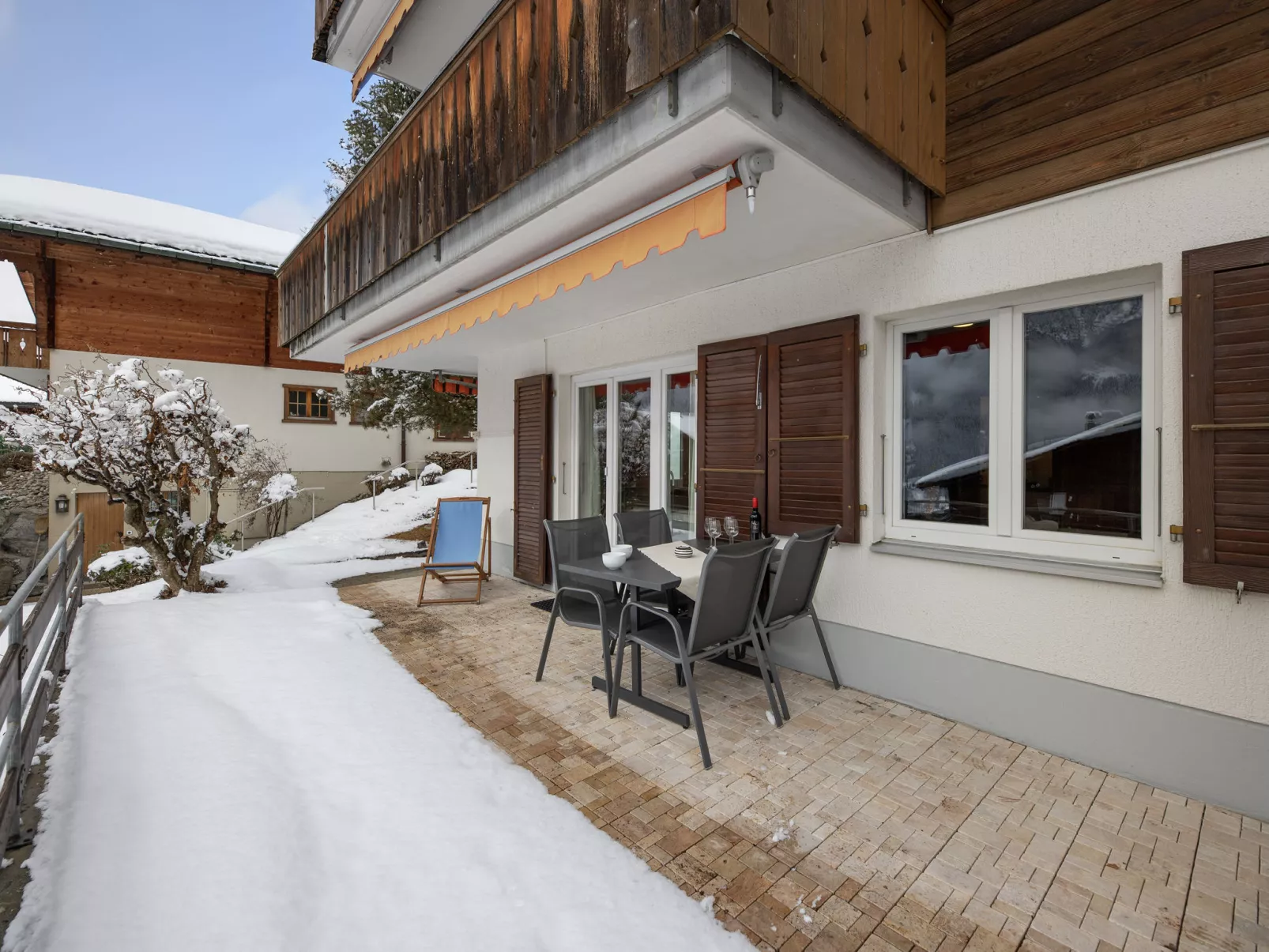 Chalet Almis-Bödeli - Buiten