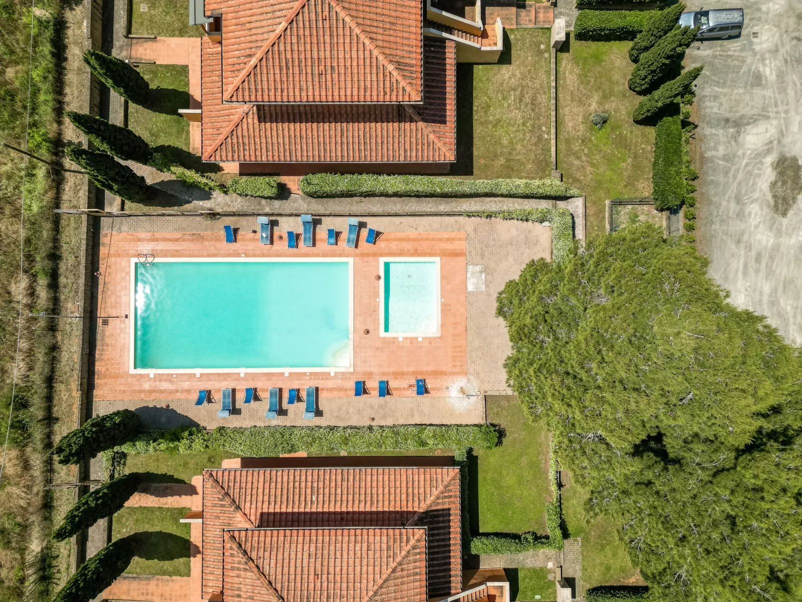 Aba Village - Buiten