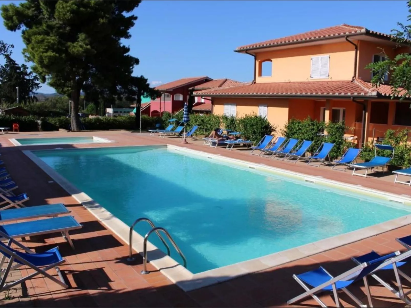 Aba Village - Buiten